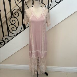 POL Romance Boho Lace Trim Blush maxi dress!
